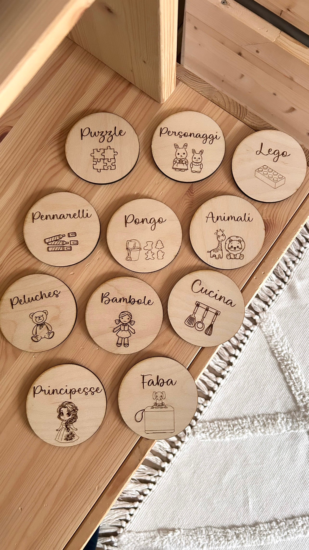 TAG per ceste portagiochi
