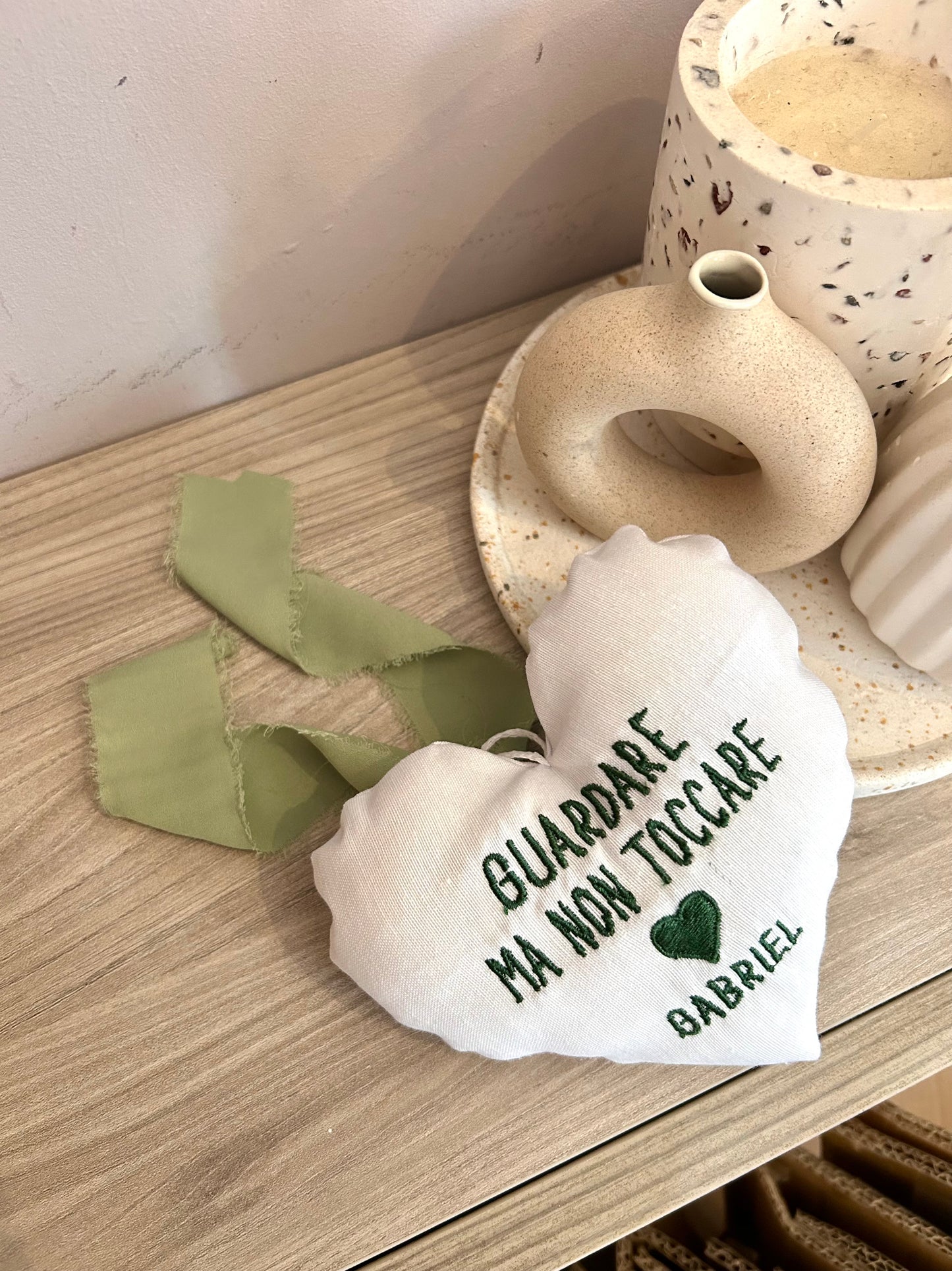 Cuoricino “ guardare ma non toccare”