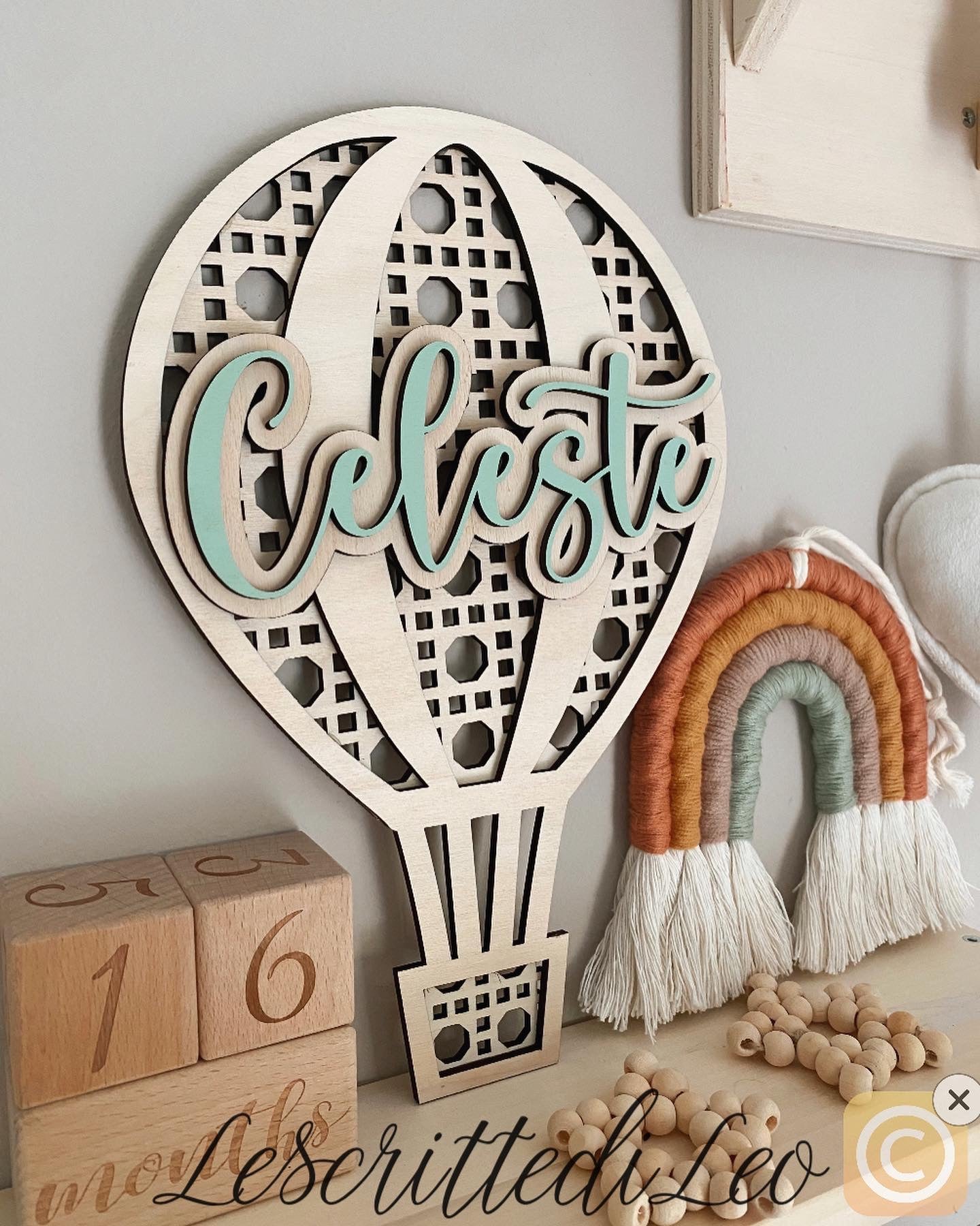 MONGOLFIERA IN LEGNO STILE RATTAN