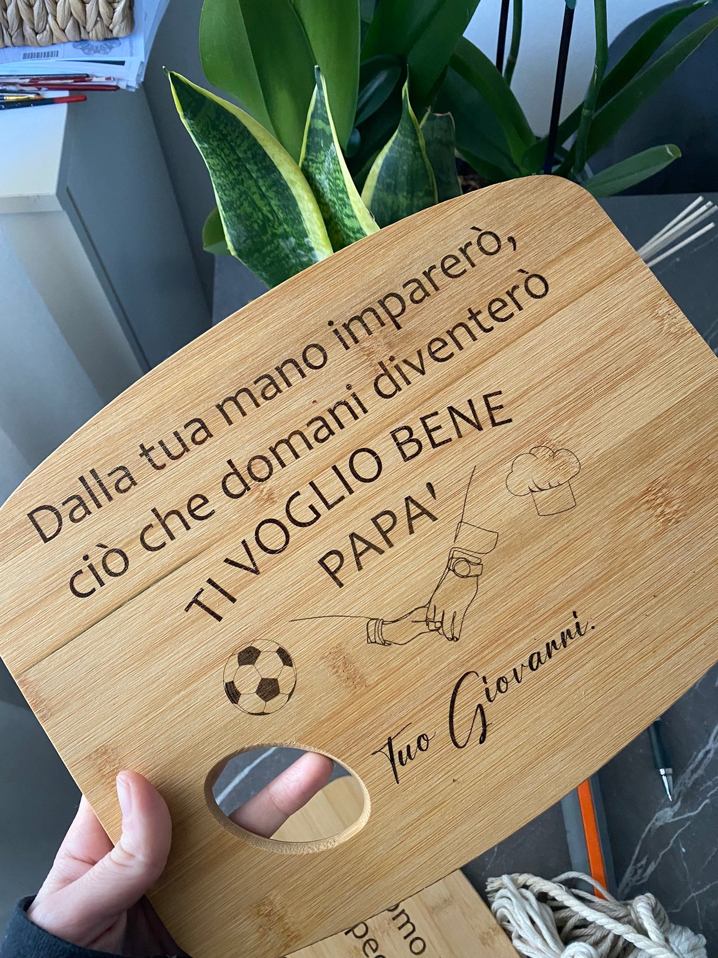 TAGLIERE CLASSICO CON INCISIONE PERSONALIZZATA