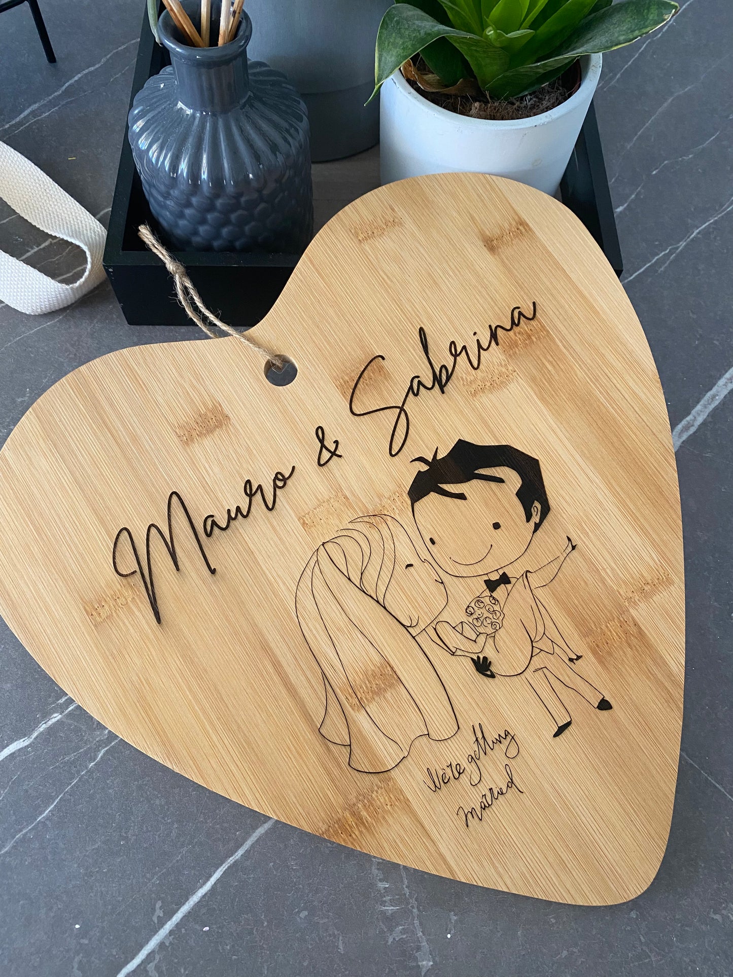 TAGLIERE CLASSICO CON INCISIONE PERSONALIZZATA